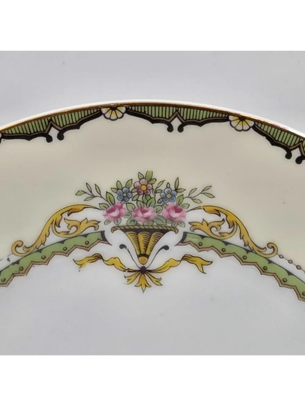 Noritake Penelope Set of 4 Salad Plates Green Border Pink Roses Urn Gold Trim